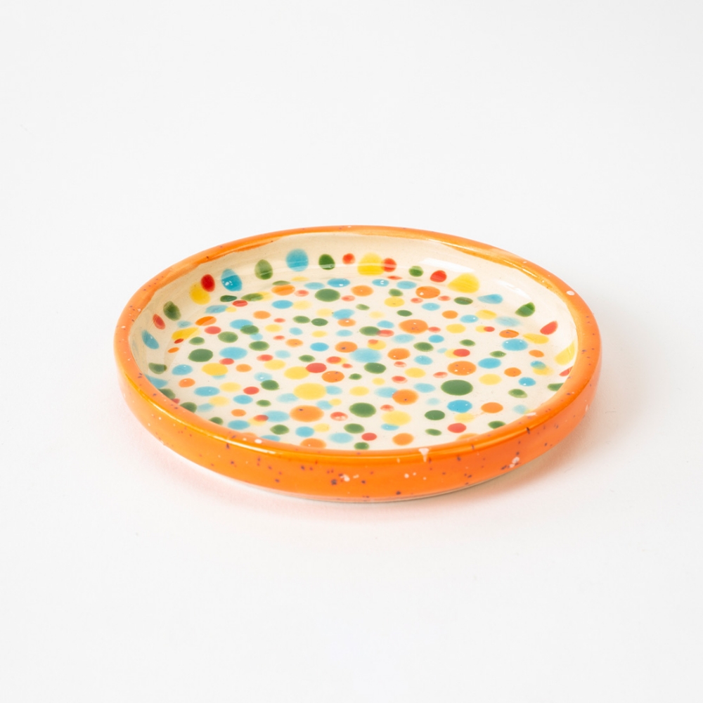 Picture of Dot Patterned Round Plate